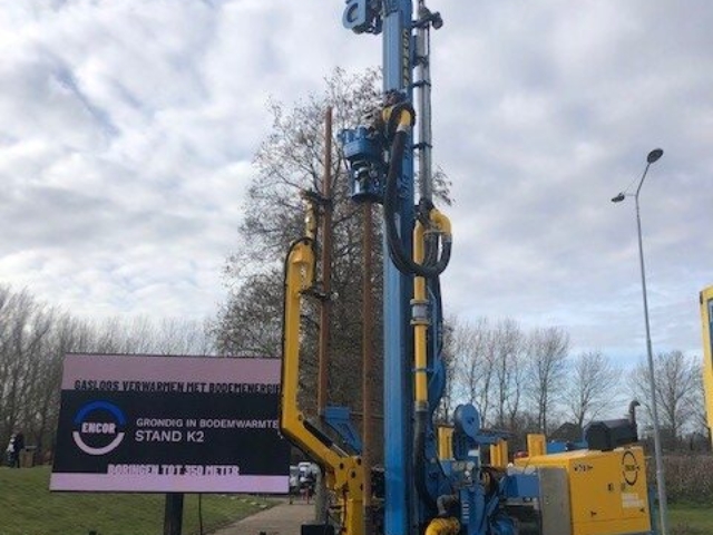 Grondboormachine nodig voor de grondgebonden warmtepomp-jaren 20 woning in Zeist